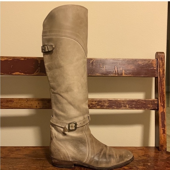 FRYE Dorado Tall Knee High Leather Riding boots Cream Tan Buckle Distressed - Picture 4 of 16